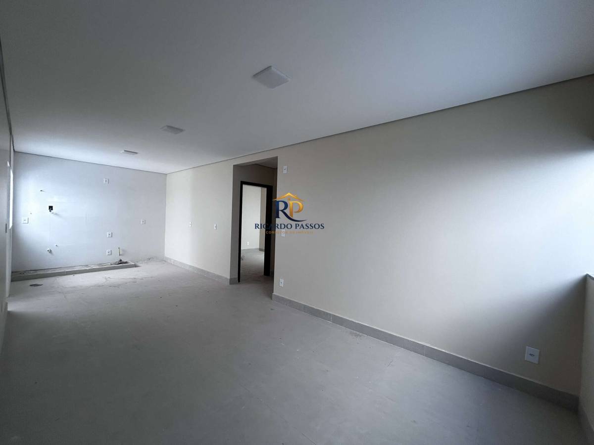 Apartamento com 2 qts - 68 m² – Fundos - Condomínio Mansões Entre Lagos - Ricardo Passos - Corretor de Imóveis