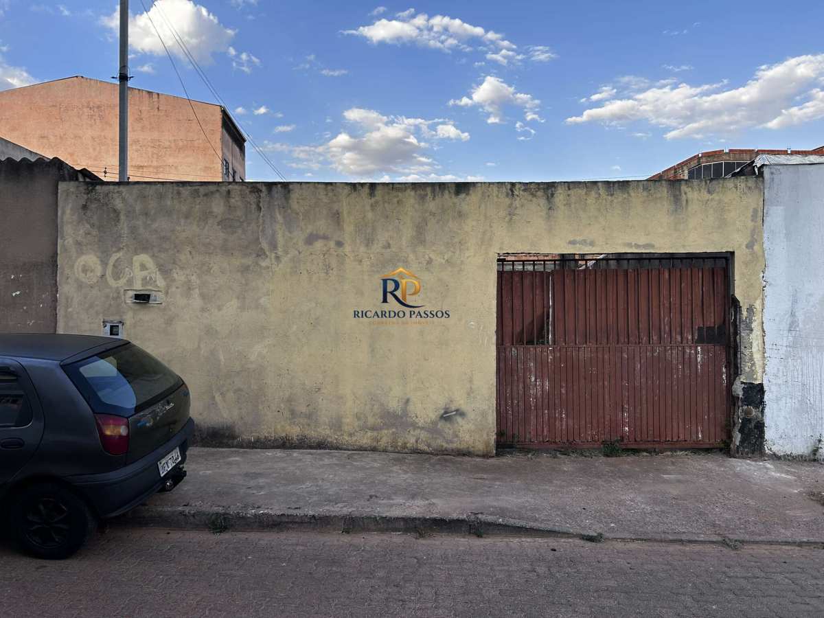 Casa 1 Quarto em Meio Lote 56m² na Rua da Bomboniere Grazi – Itapoã II - Ricardo Passos - Corretor de Imóveis