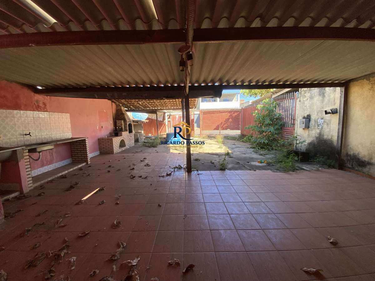 Casa na QD 30 - 3 Qts Próxima à Avenida Principal e Escola Classe 02 – Espaço para 5 Carros - Ricardo Passos - Corretor de Imóveis