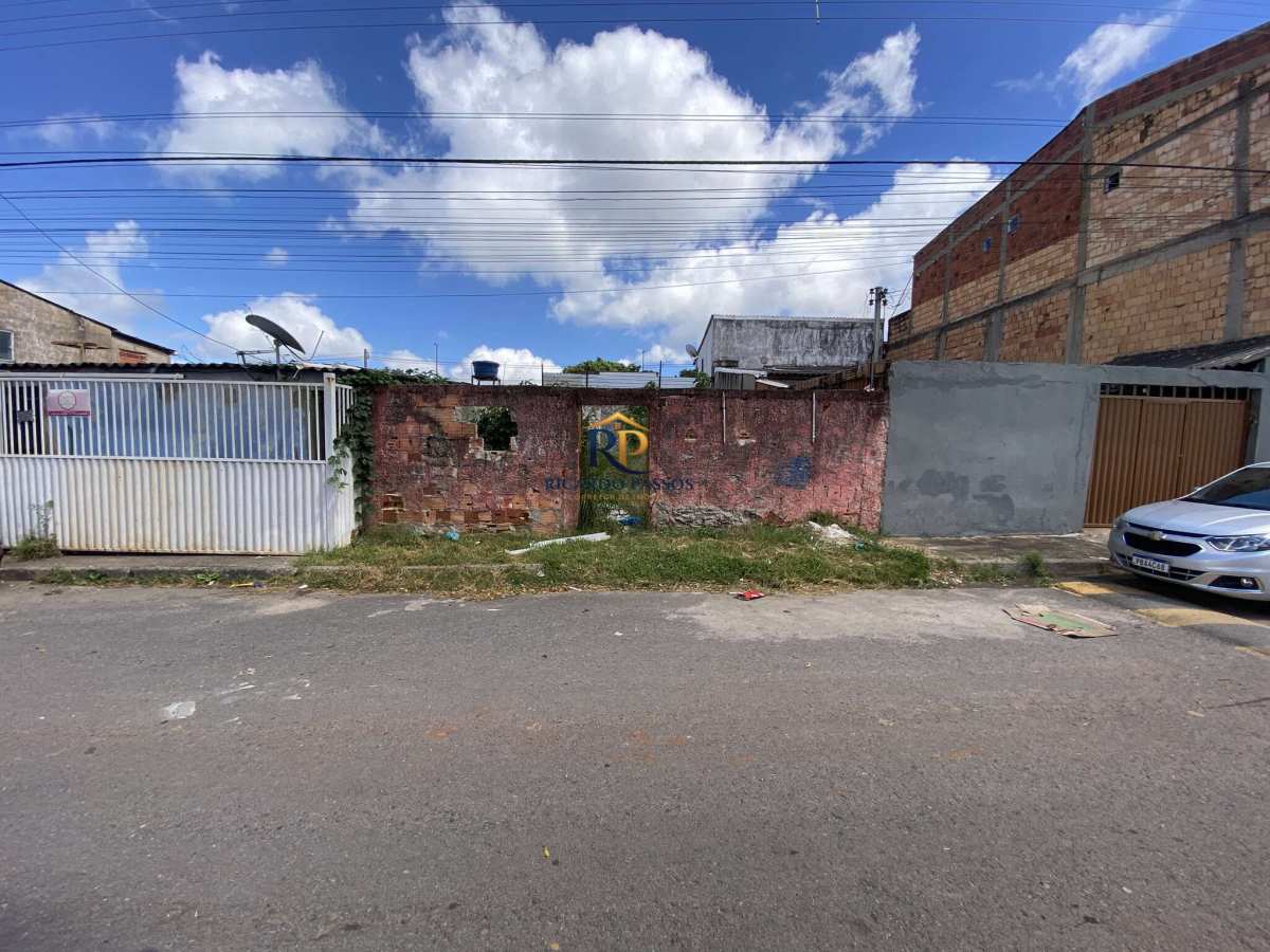 Lote 128m² (8x16) na QD 29 Paranoá | Água e luz instalados | Em frente à praça - Ricardo Passos - Corretor de Imóveis